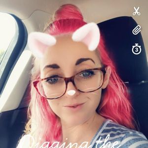 Meet your Posher, Lorilynn